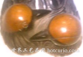 巧色鸳鸯戏水(黑檀木雕组