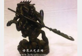 关公跃马横刀(黄木木雕组